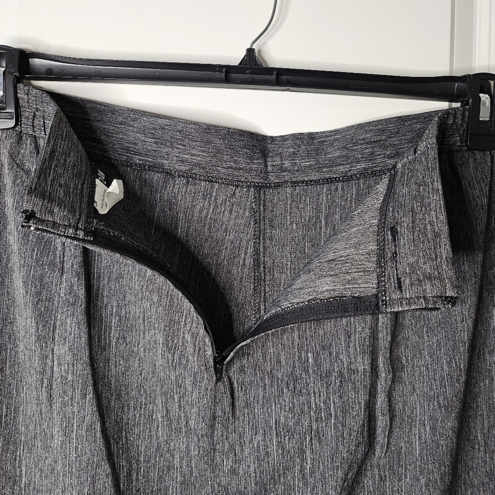 Women's Gray A-Line Skirt Plus Size 24W Knee Length Career Casual Pleats Stretch - Picture 4 of 9
